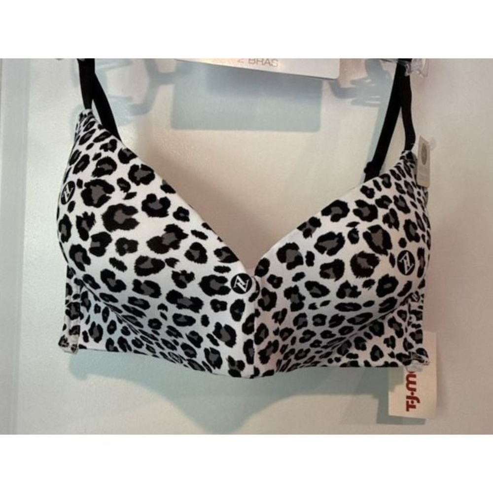 Adrienne Vittadini Studio  Wire-Free Comfort Bras Leopard Print 34C